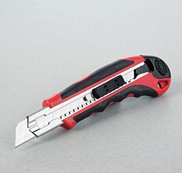 UNIVERSALMESSER /2 K-GRIFF KOBRA 18MM MAGAZIN MIT 6 KLINGEN       VE 12