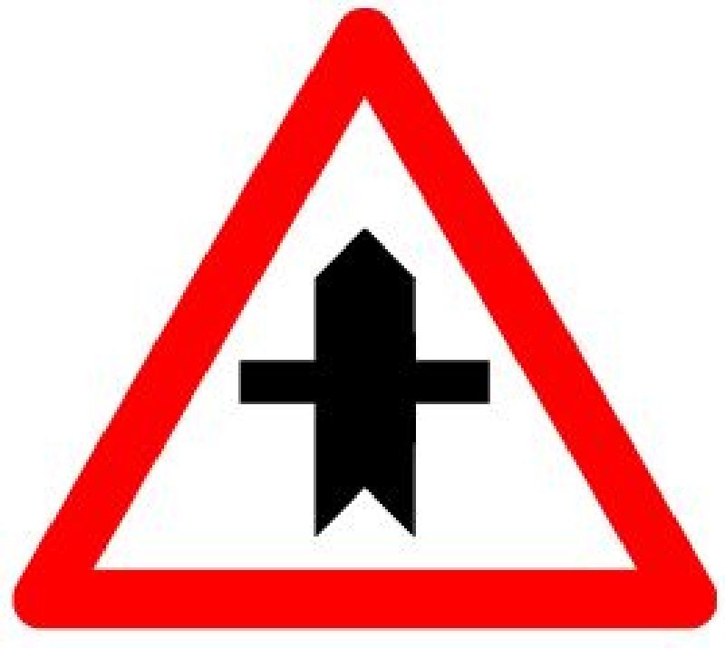 .SIGNAL SCOTCHL. EG VERZWEIGUNG MIT STRASSE OHNE VORTRITT